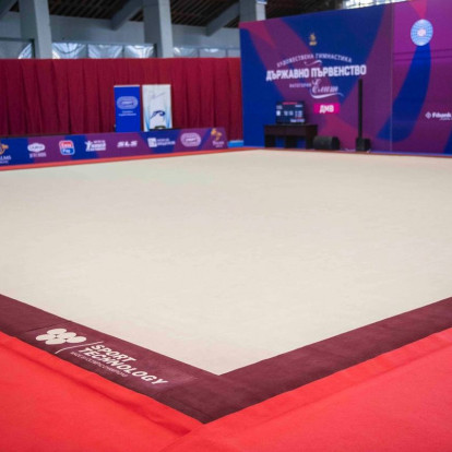 Ковер и помост для художественной гимнастики Sport Technology без сертификата